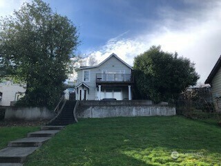 3047  22nd Avenue W  Seattle WA 98199 photo