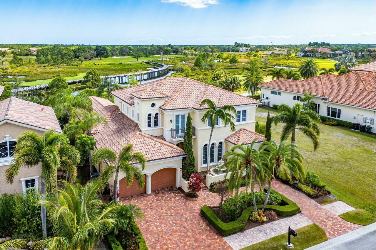 Property Photo: 190 SE Bella Strano FL 34986