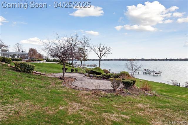 Property Photo:  770 N Riverside Avenue  MI 48079 