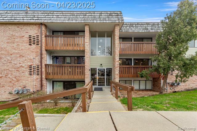 2126 Pauline Boulevard 202  Ann Arbor MI 48103 photo