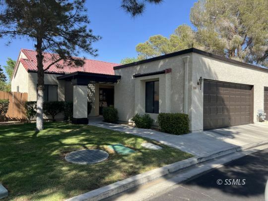 316 Monterey Dr  Ridgecrest CA 93555 photo