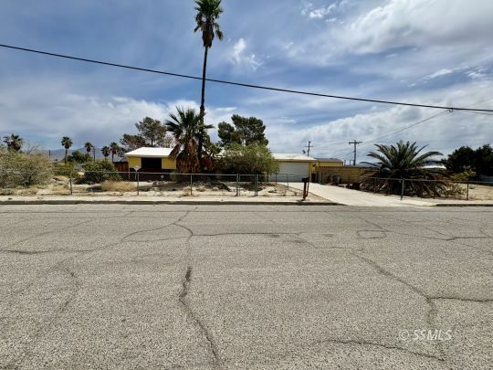 Property Photo: 84565 9th St CA 93562