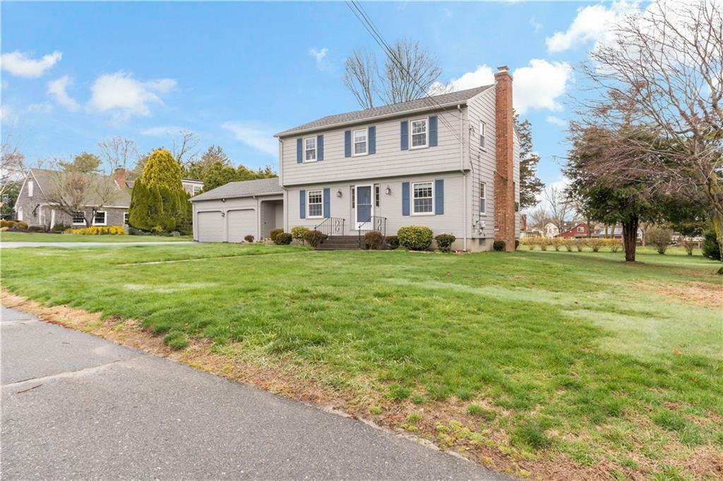 5 Echo Farm Drive  Bristol RI 02809 photo
