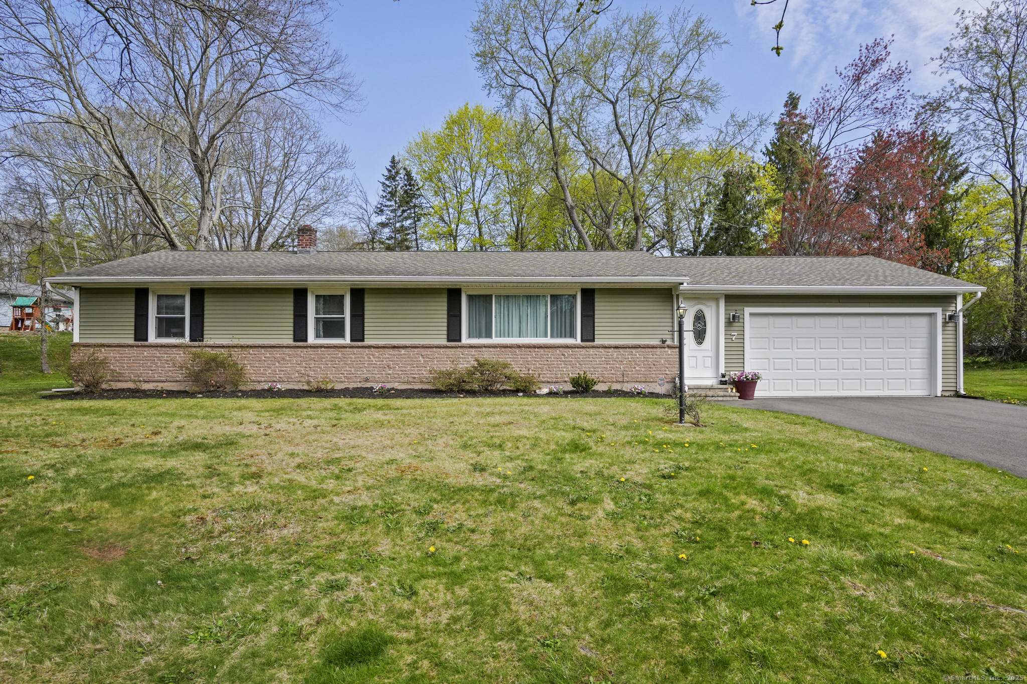 Property Photo: 7 Donat Drive CT 06492