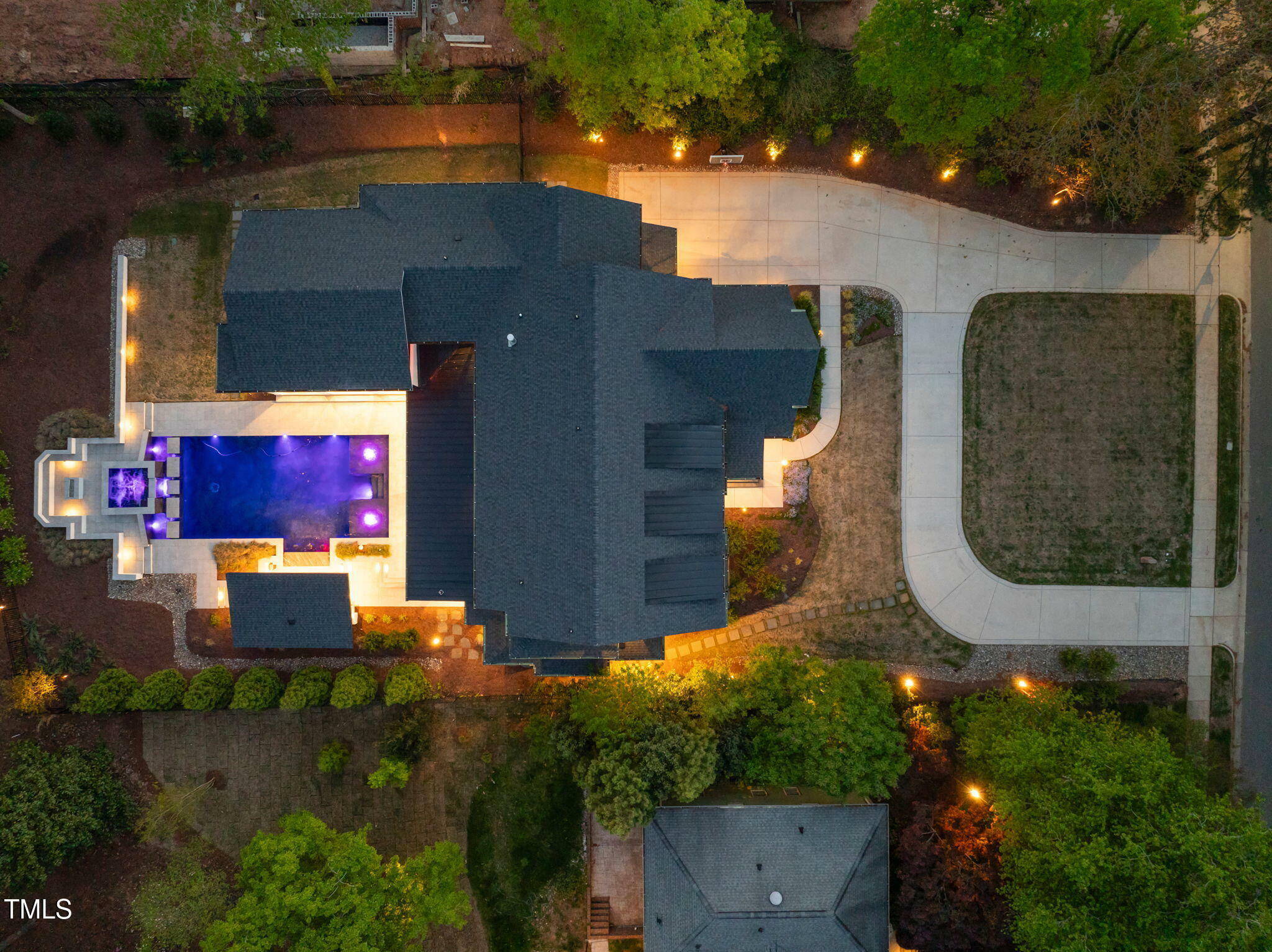 1616 Hunting Ridge Road  Raleigh NC 27615 photo