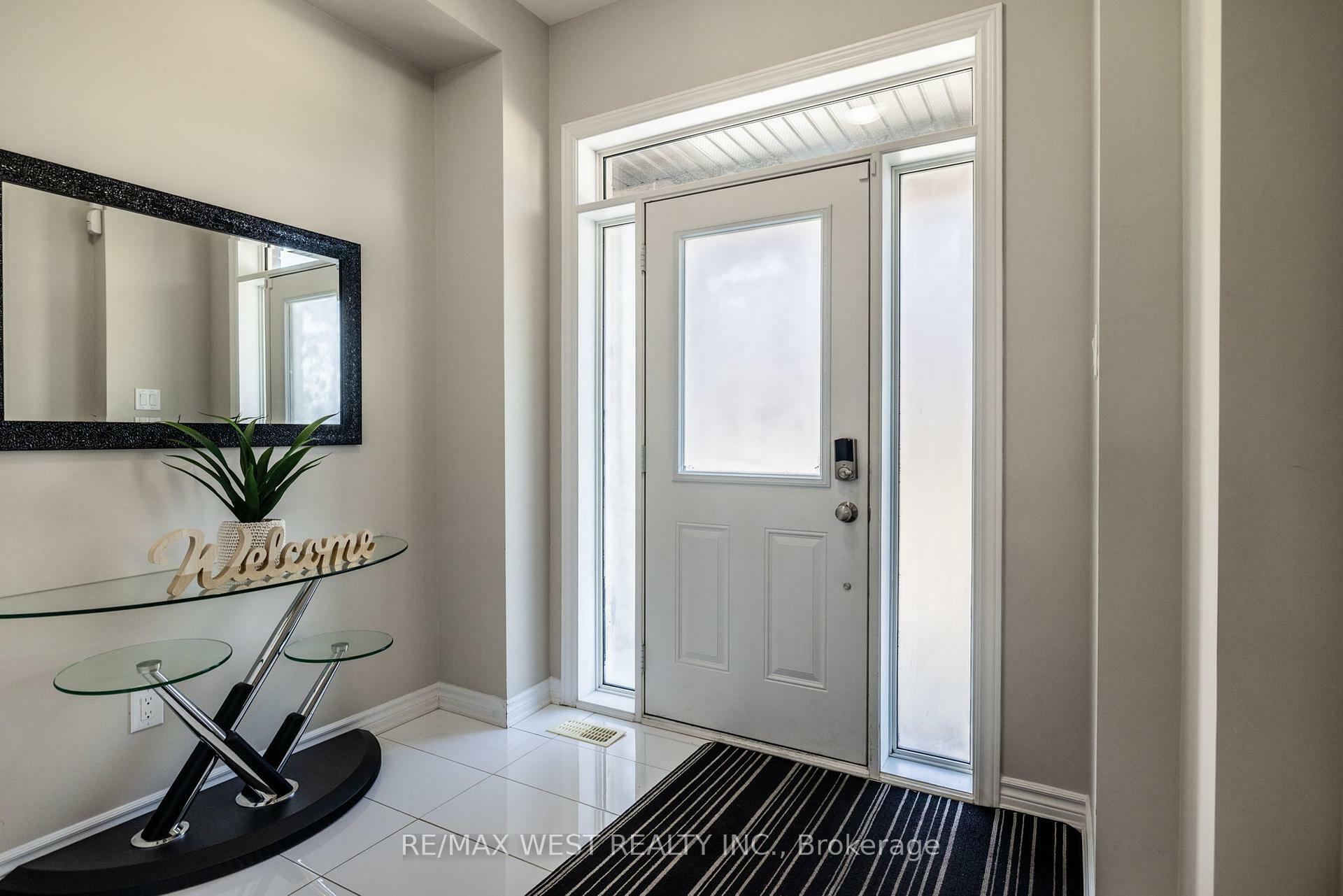 Property Photo: 633 Via Mattino Way ON K2J 6B9
