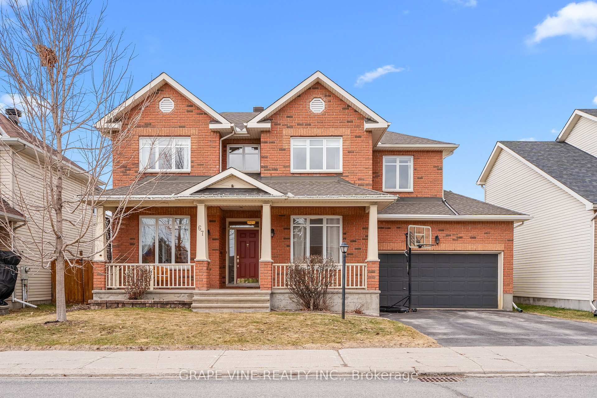 Property Photo: 67 Gleeson Way ON K2J 4Y9