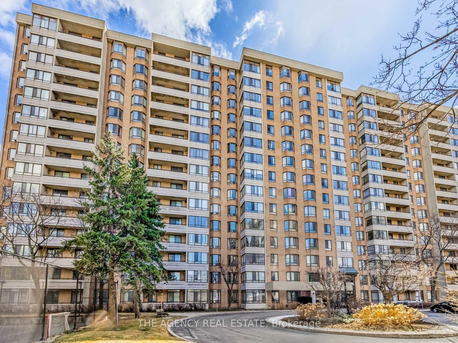 Photo de la propriété: 5 Lisa Street 107 ON L6T 4T4