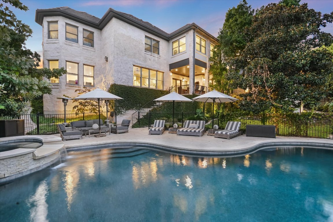 2201 Far Gallant Drive  Austin TX 78746 photo