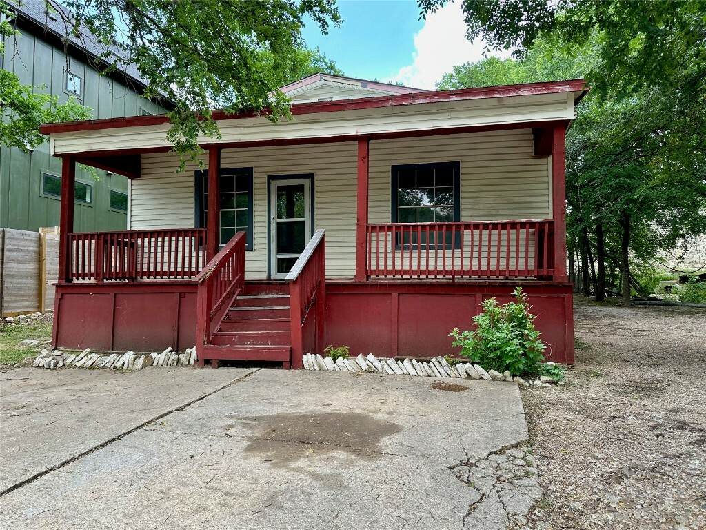 1221 Delano Street  Austin TX 78721 photo