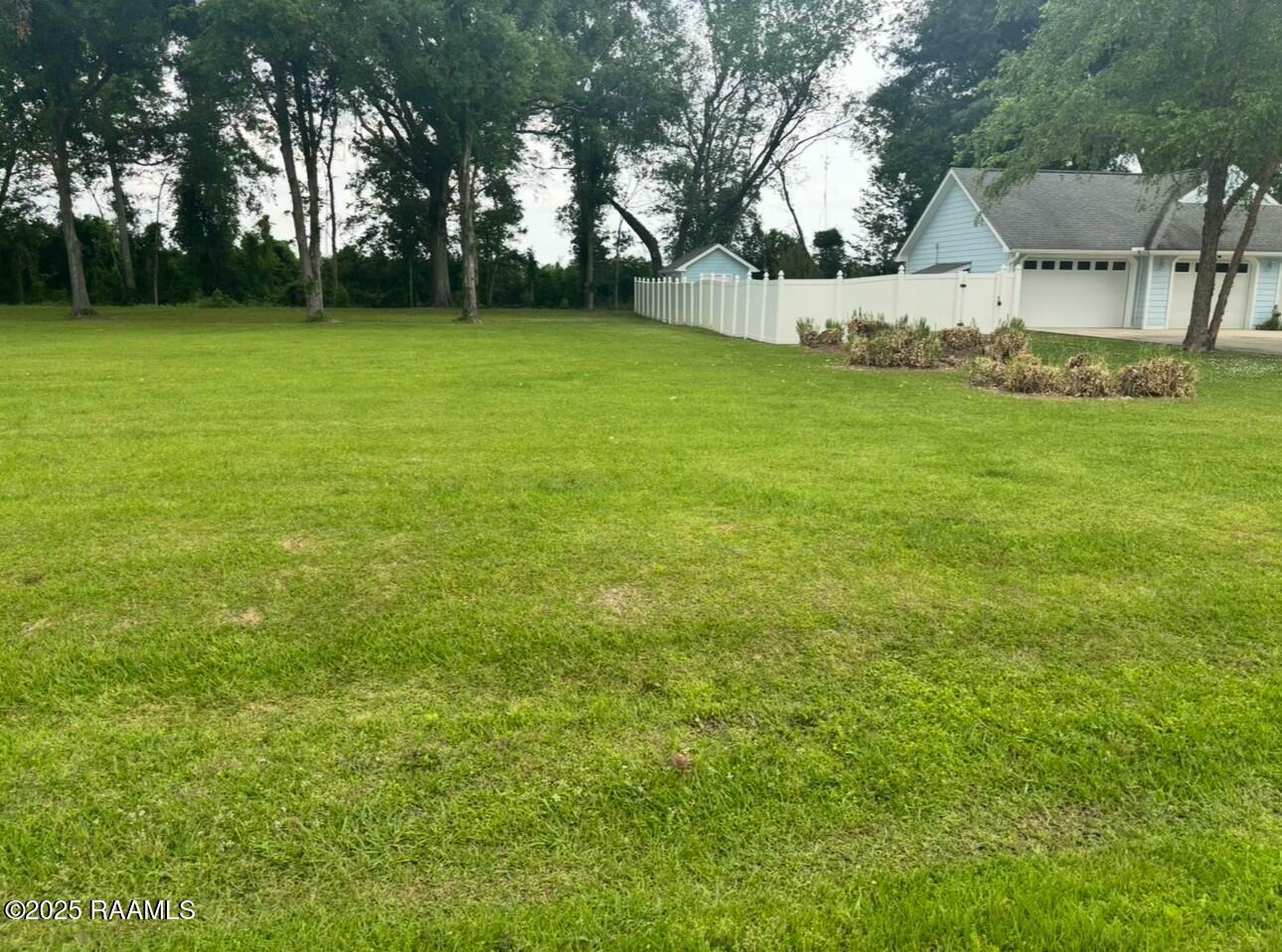 Property Photo: 16 Grove Park Road LA 70512
