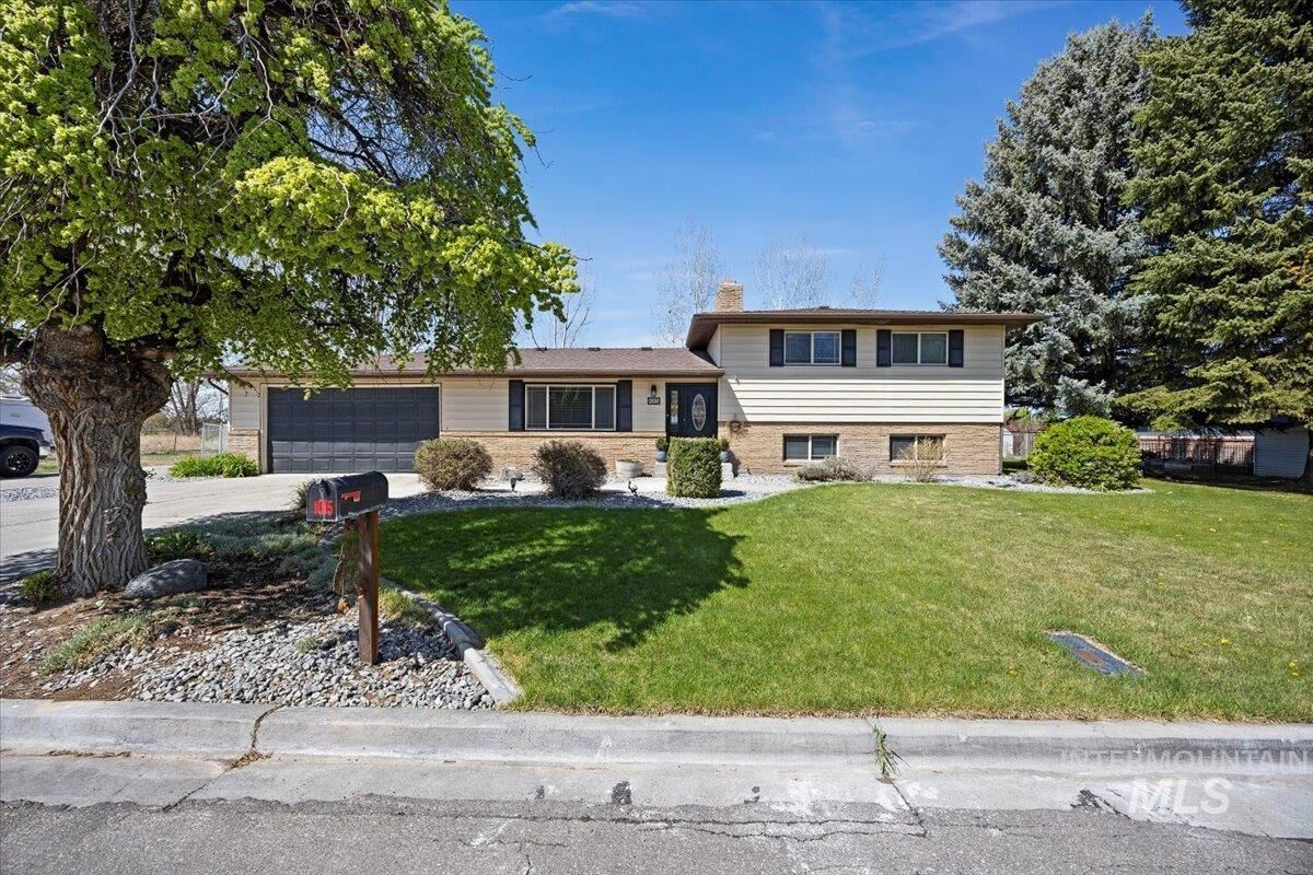 Property Photo:  1015 Lakewood Dr.  ID 83301 
