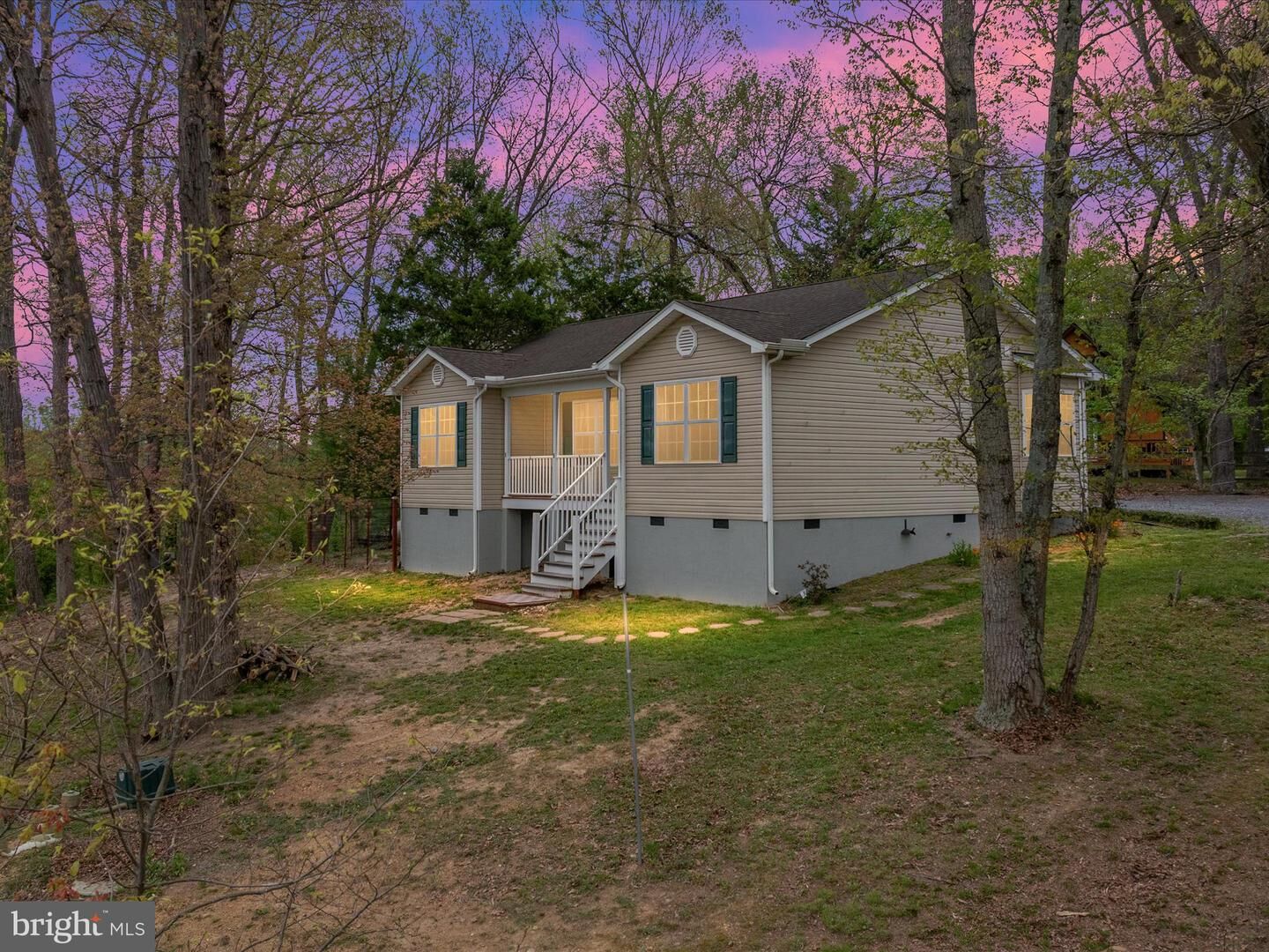 Property Photo:  121 Valley View Drive  VA 22657 
