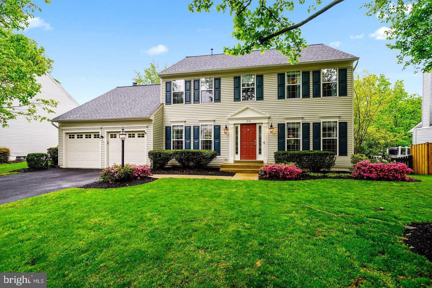 Property Photo: 310 Wingate Place SW VA 20175