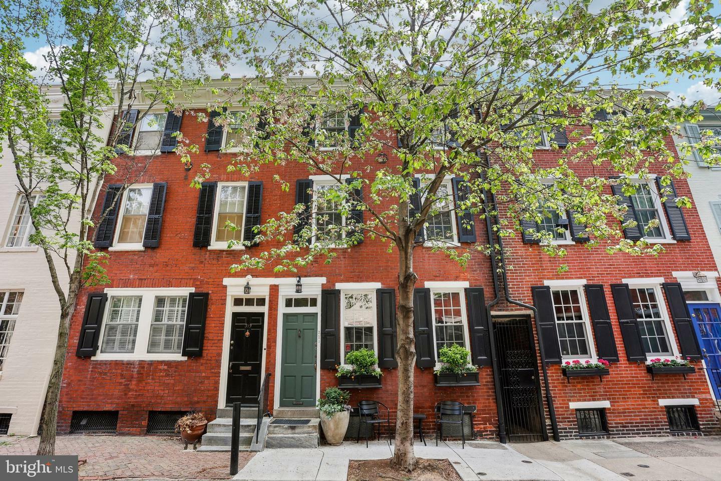 Property Photo: 321 S Smedley Street PA 19103