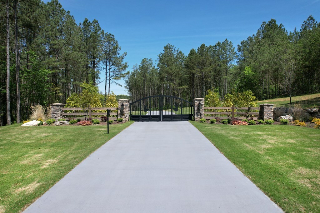 Property Photo: 1699 Boyles Mill Road GA 30721