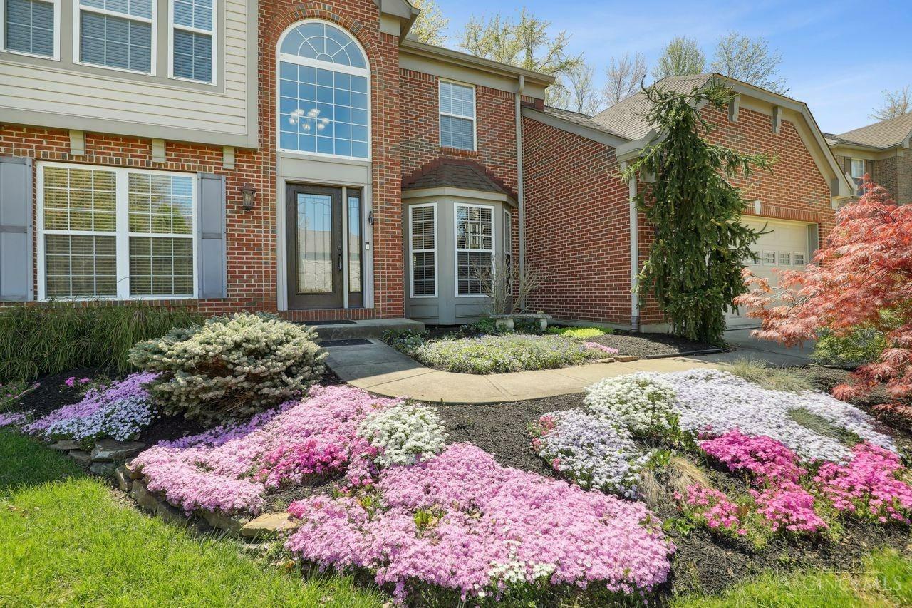 Property Photo: 7332 Wethersfield Drive OH 45039