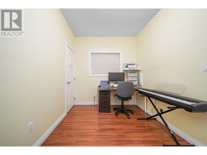 Photo de la propriété: 3443 Price Street BC V5R 5R2