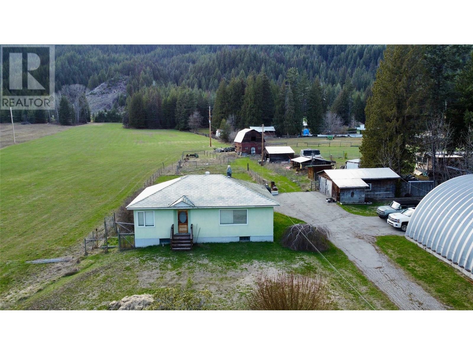 Property Photo:  1993 Highway 3A Other  BC V1N 4N8 