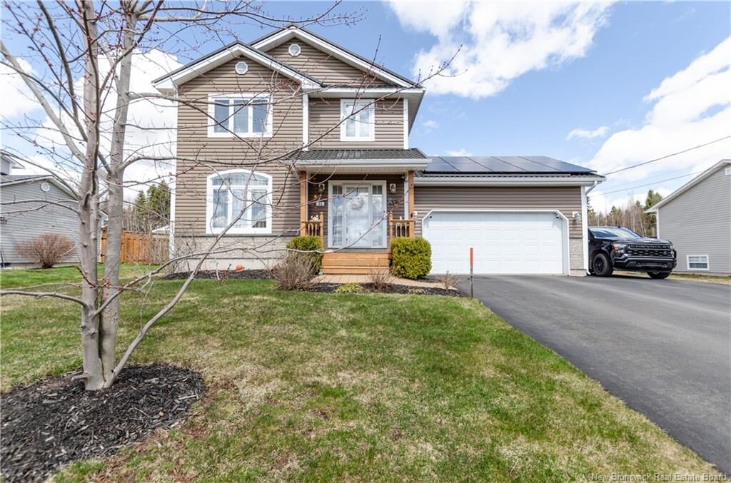 Property Photo:  53 Acacia  NB E1E 0A4 