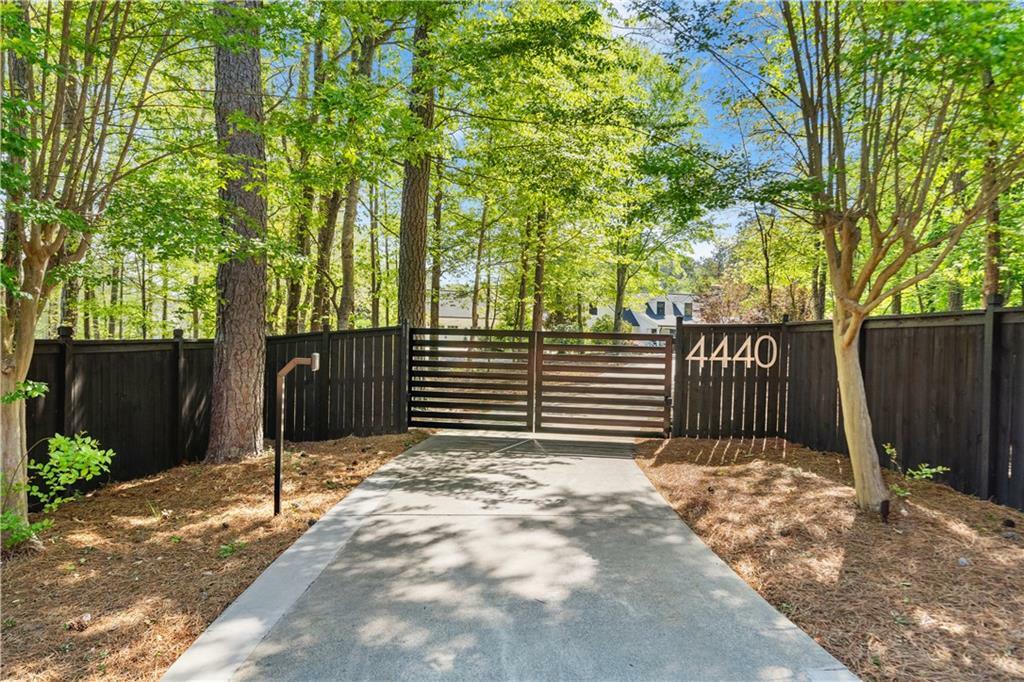 Property Photo: 4440 Webb Bridge Road GA 30005