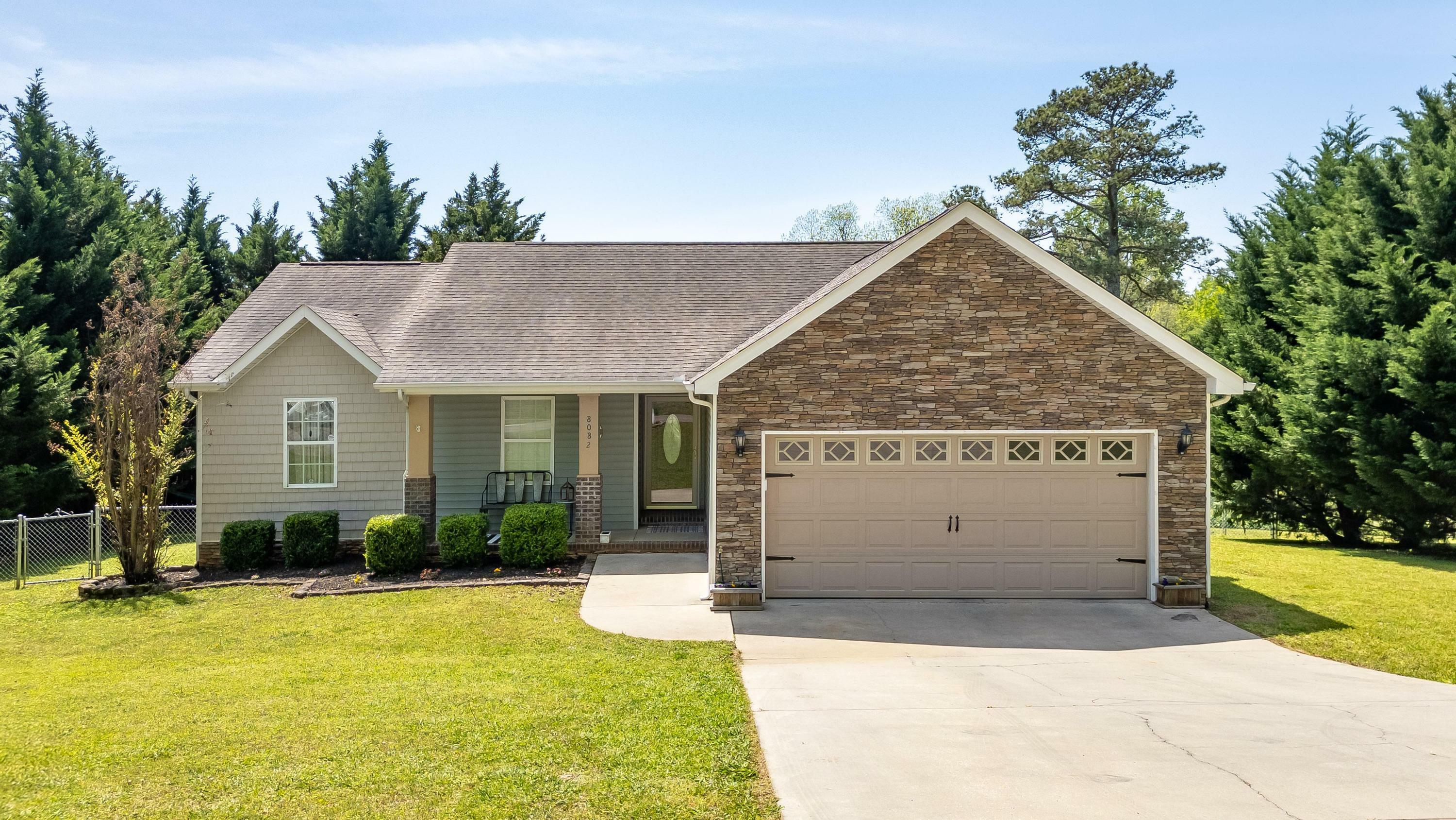 Property Photo: 8082 Dudley Road TN 37421