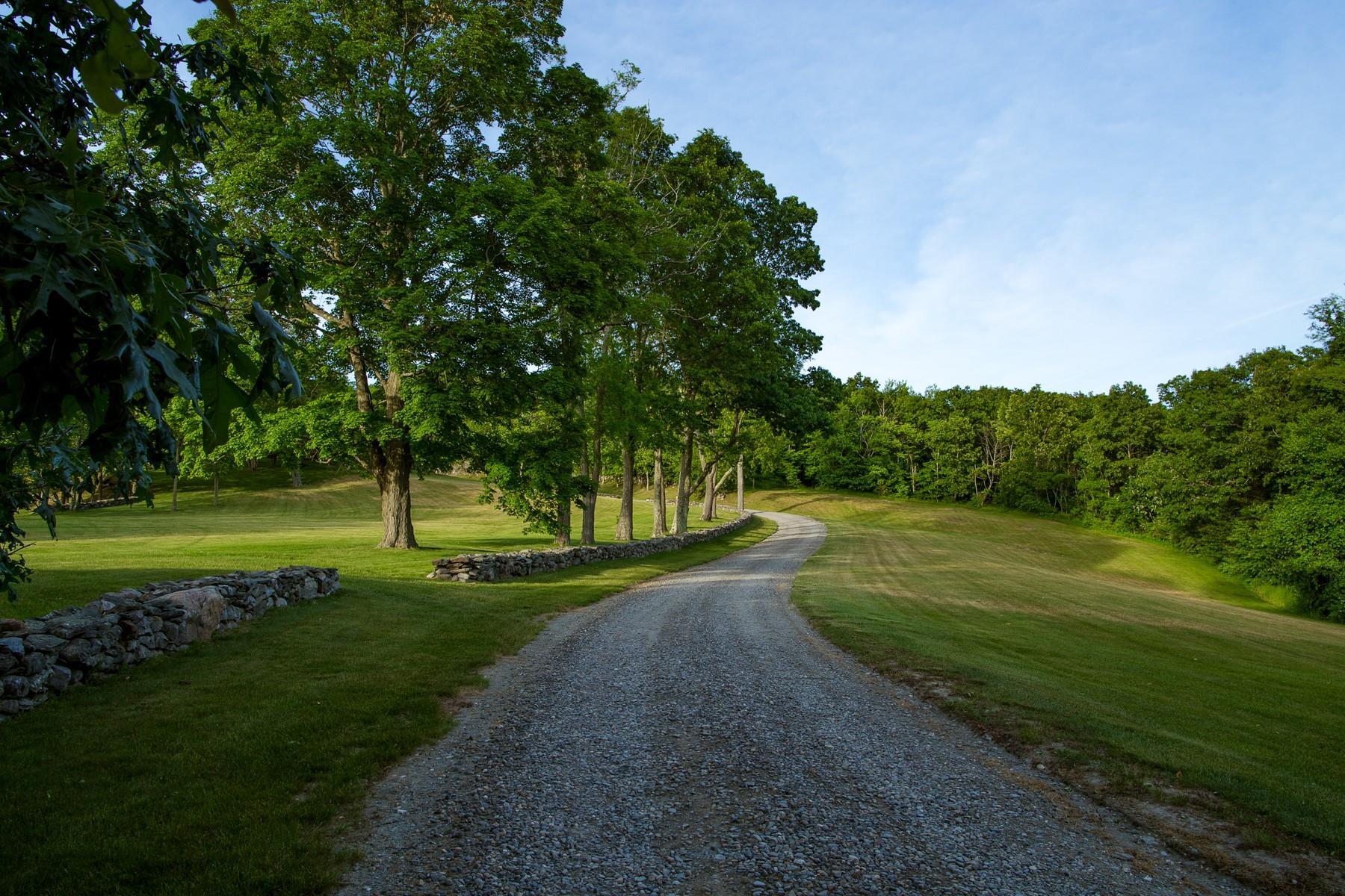 Property Photo: 129 West Meadow Lane NY 12545
