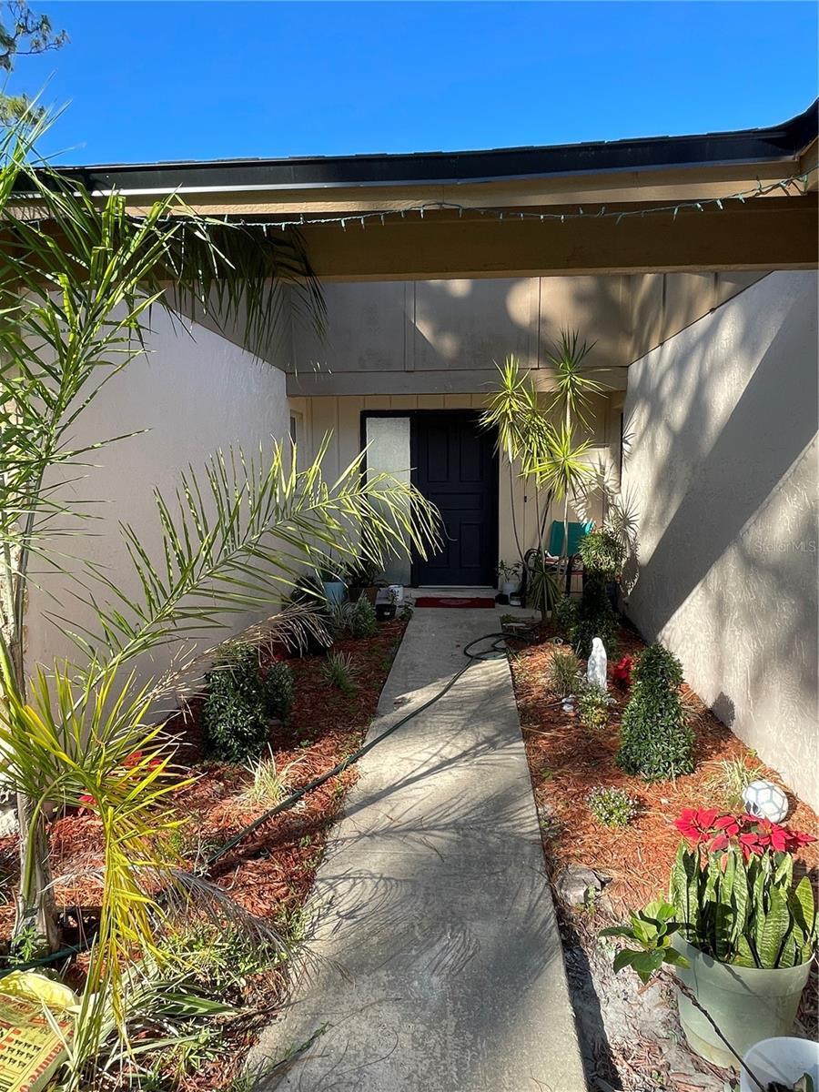 Property Photo:  879 Little Bend Road  FL 32714 