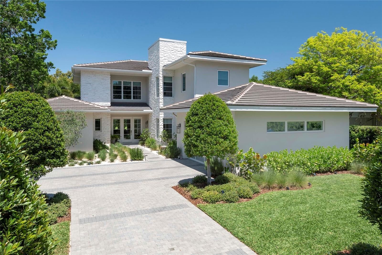 Property Photo: 1795 Greenwich Avenue FL 32789