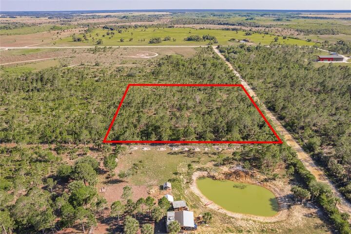 Property Photo: 50448 Bermont Road FL 33982