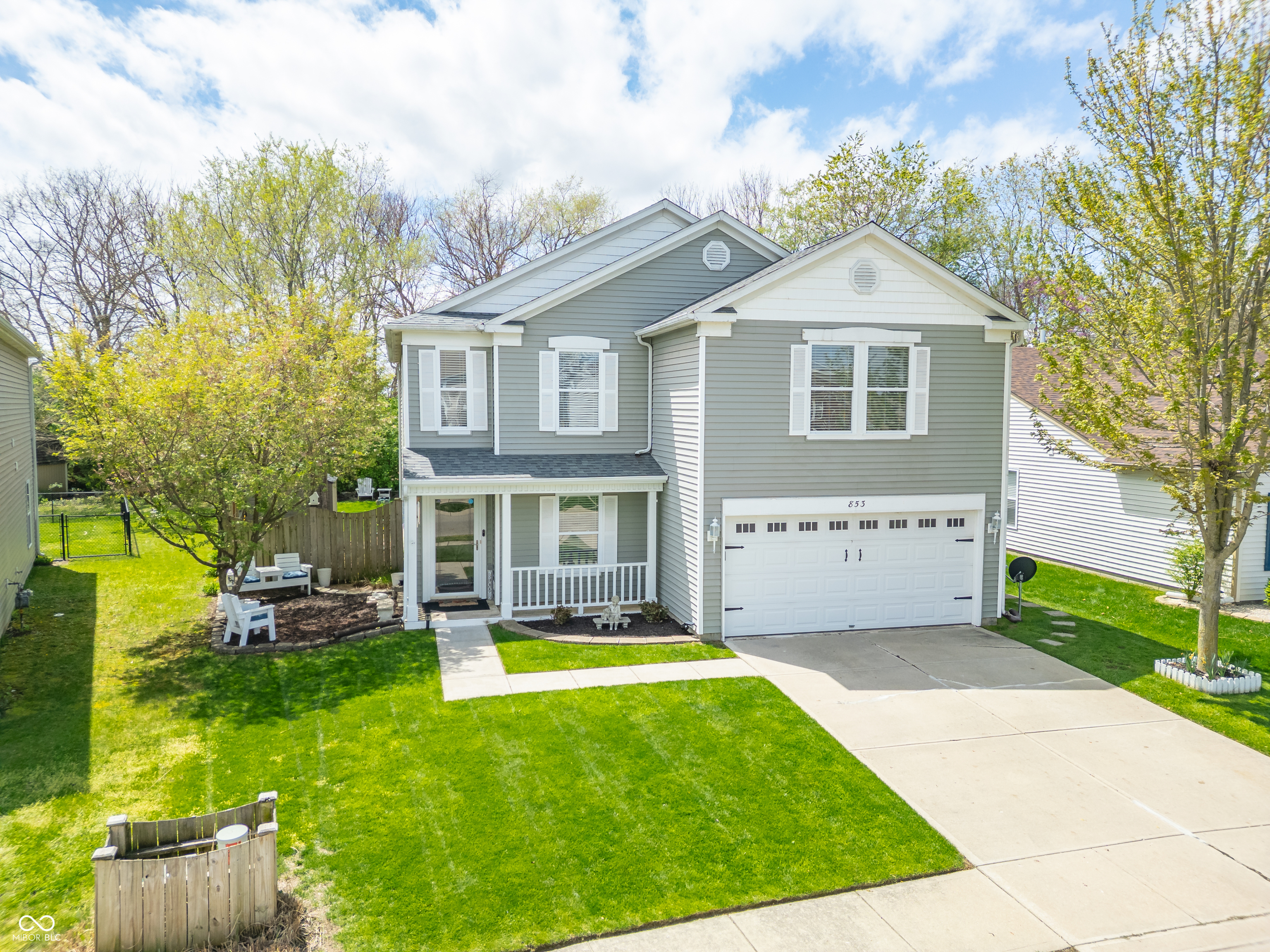 Property Photo:  853 Westpointe Drive  IN 46176 