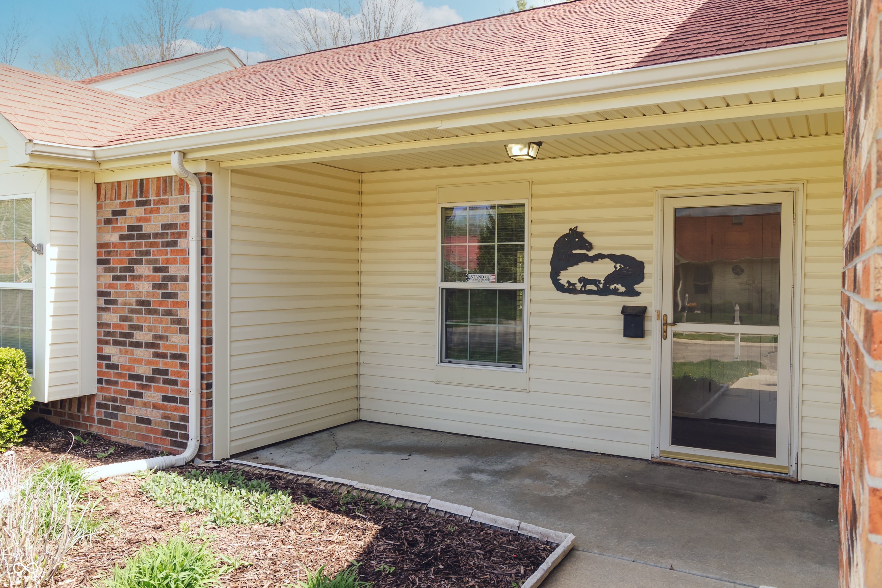 Property Photo: 6315 Hansbrough Way IN 46268