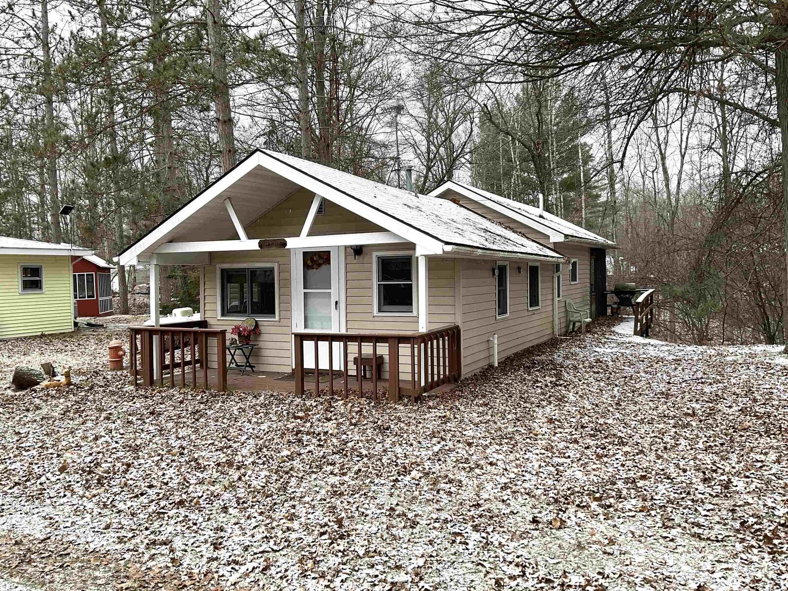 Property Photo: 2802 Ridge Road MI 48624-2019