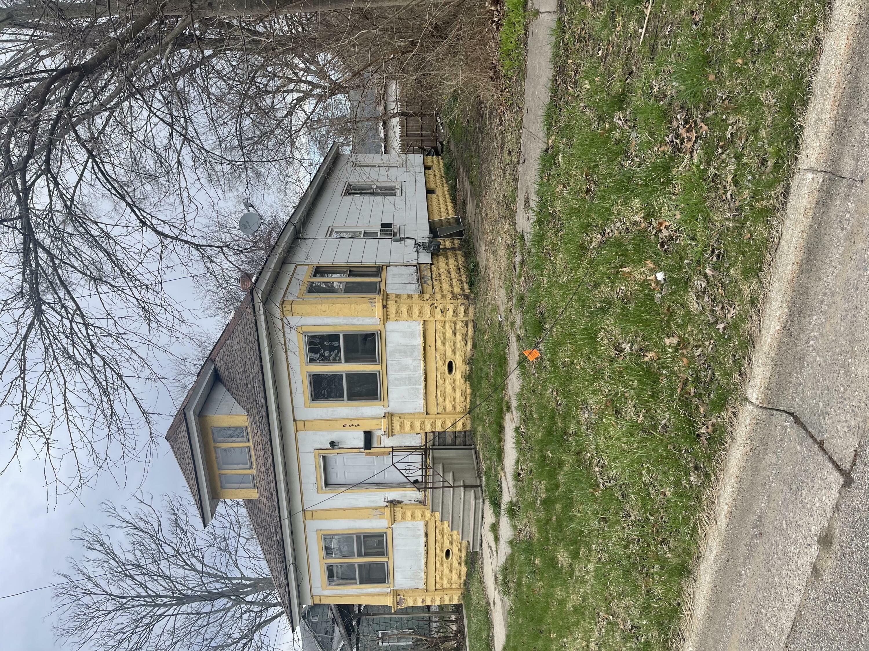 Property Photo: 922 Emerald Street MI 49442