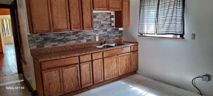 Property Photo: 7640 S Bishop Street IL 60620