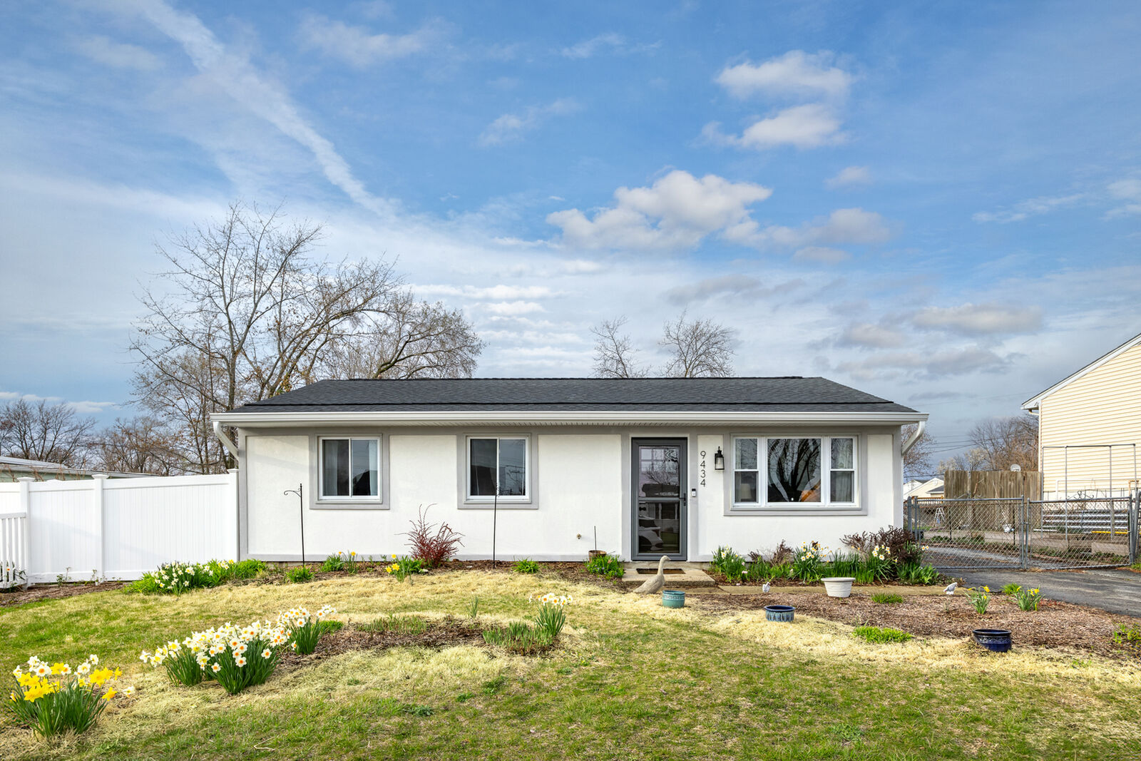 Property Photo: 9434 Ash Street IL 60448