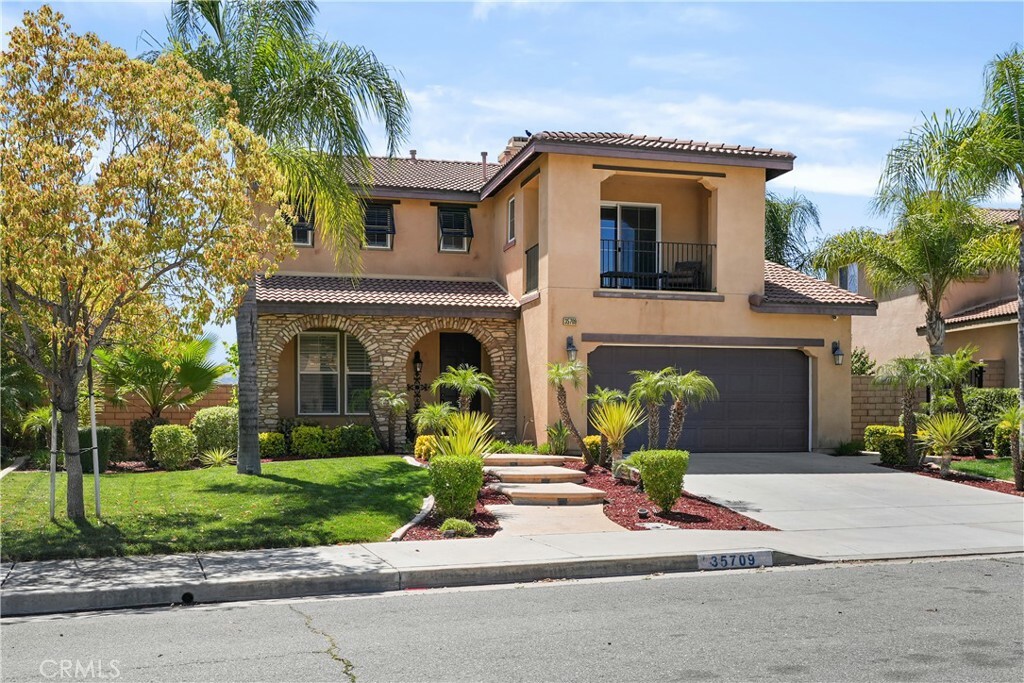 Property Photo: 35709 Susan Drive CA 92595