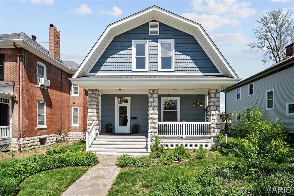 Property Photo:  808 Jefferson Street  MO 63301 