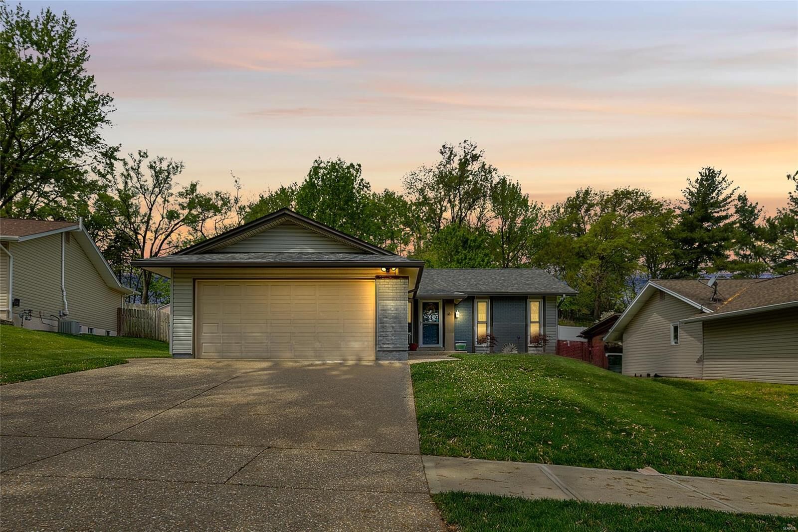 Property Photo: 2237 Arborview Drive MO 63043