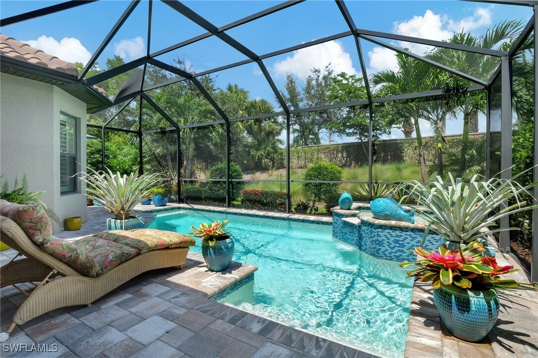 Property Photo: 8558 Maggiore Court FL 34114