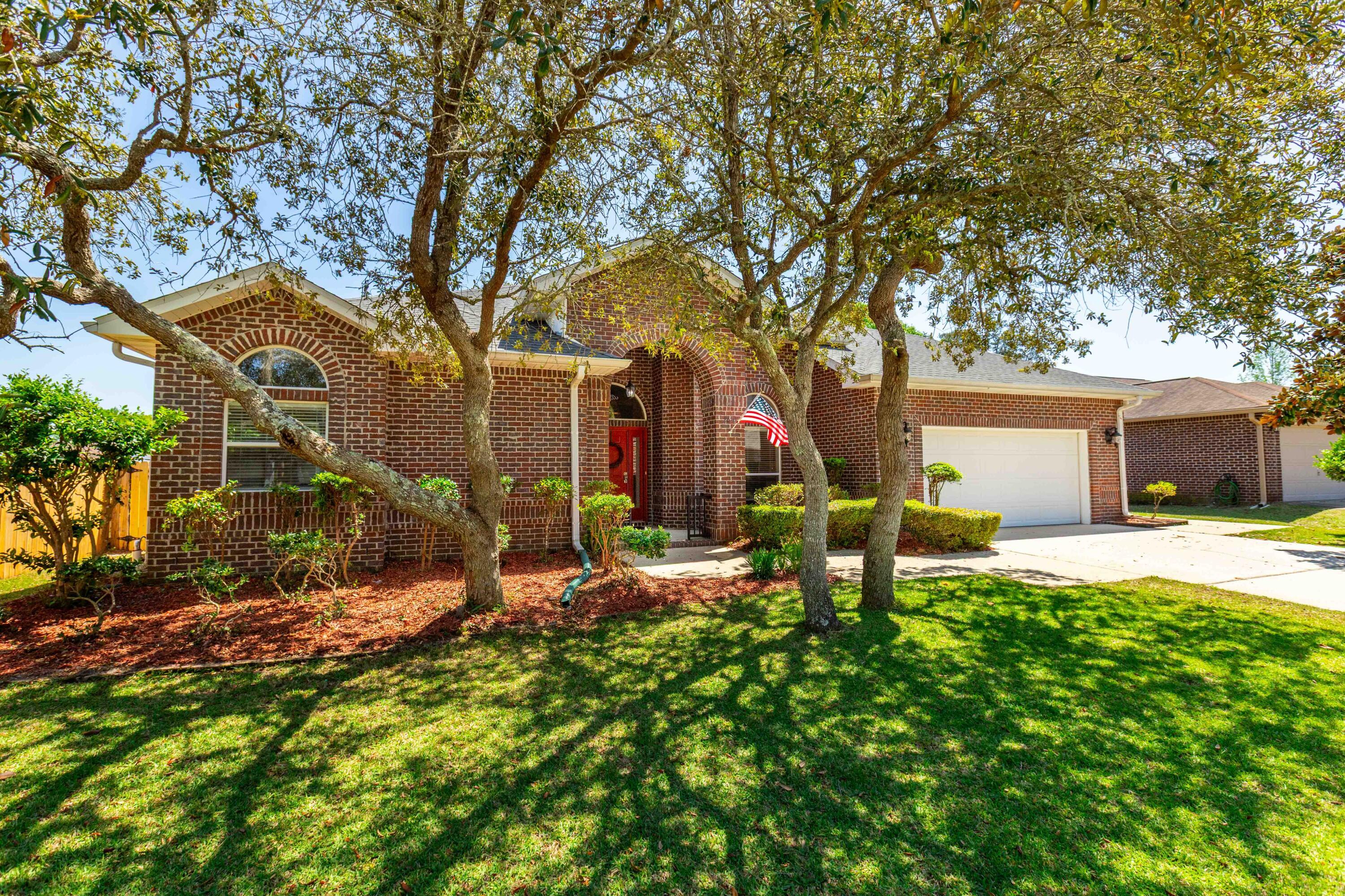 Property Photo:  2650 Stormy Circle  FL 32566 