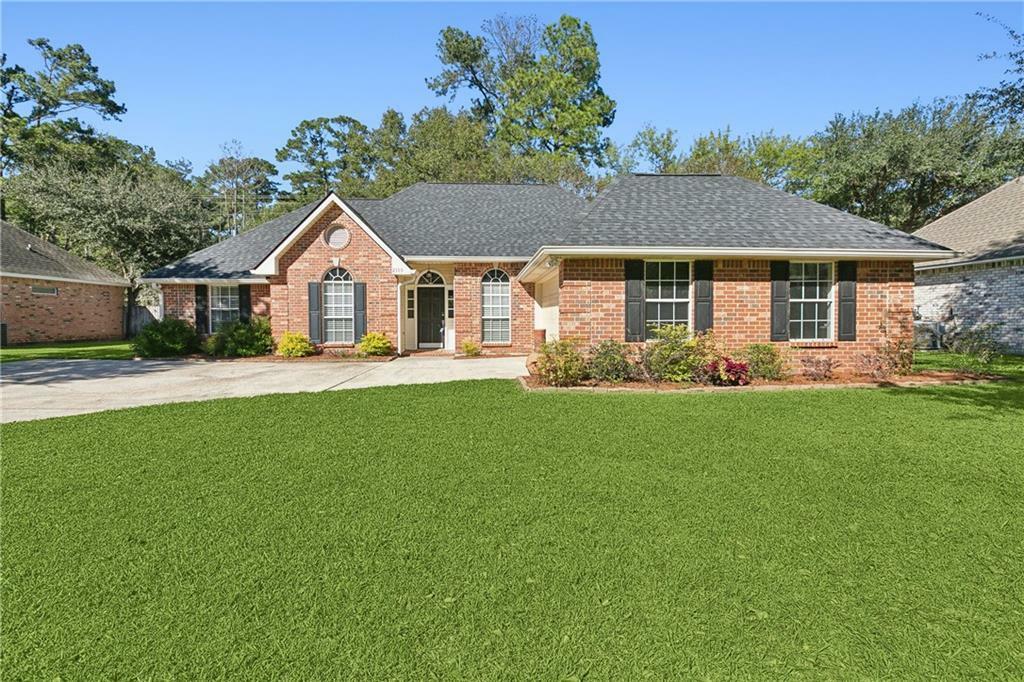 Property Photo: 2113 Olvey Drive LA 70448