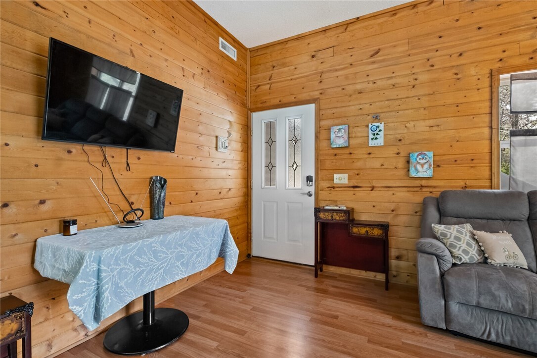 Property Photo:  2080 E Van Buren  AR 72632 