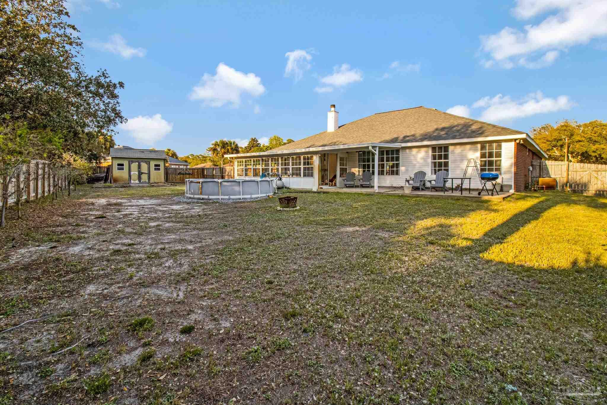 Property Photo: 1675 Winding Shore Dr FL 32563