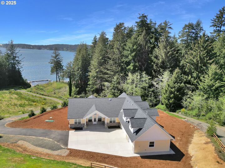 83594 Sauter Dr  Florence OR 97439 photo