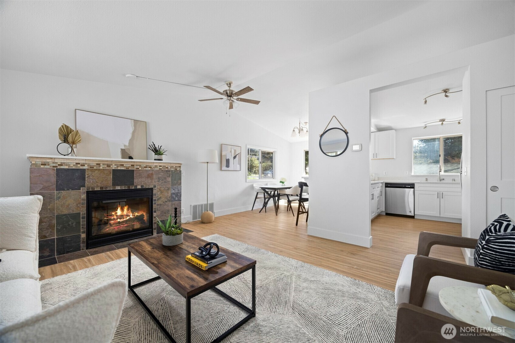 Property Photo:  1725  Electric Avenue  WA 98229 