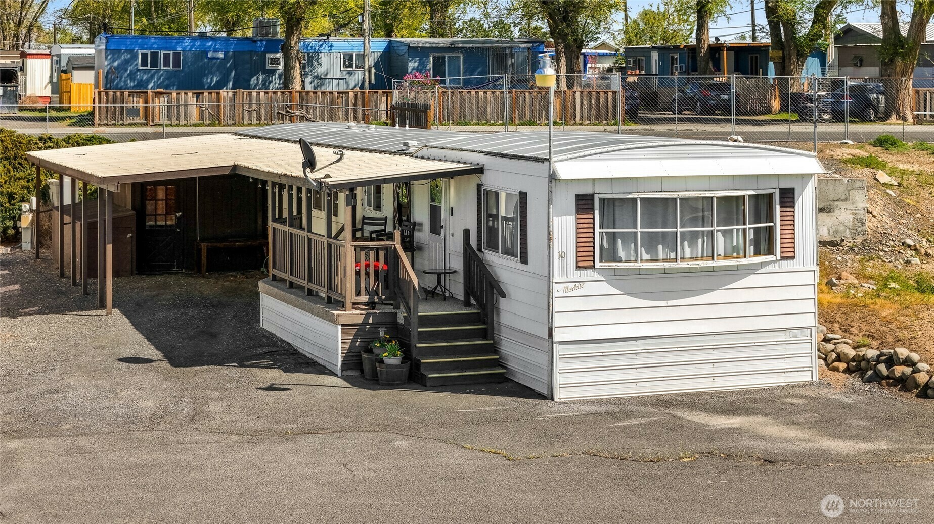 Property Photo: 1908 W Marina Drive 10 WA 98837