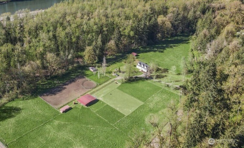 29119  Ben Howard Road  Monroe WA 98272 photo