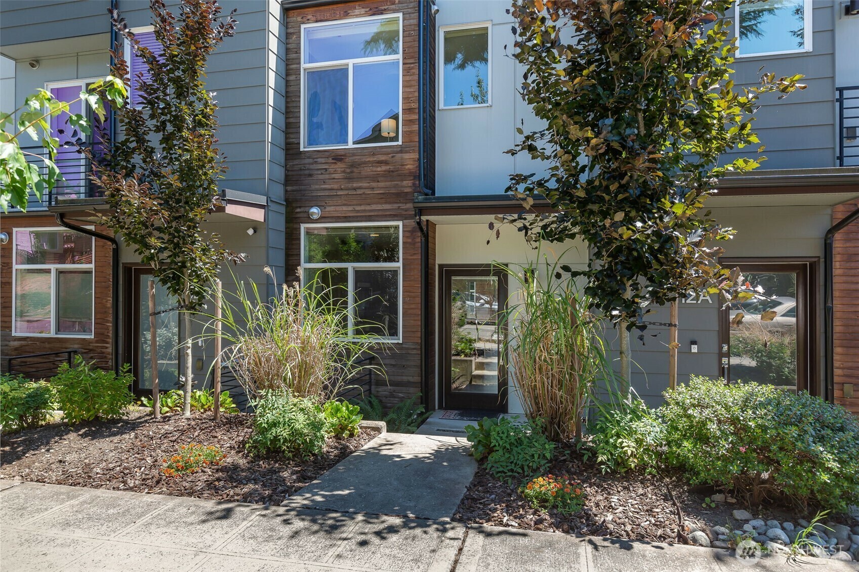 Property Photo: 112 27th Avenue E B WA 98112