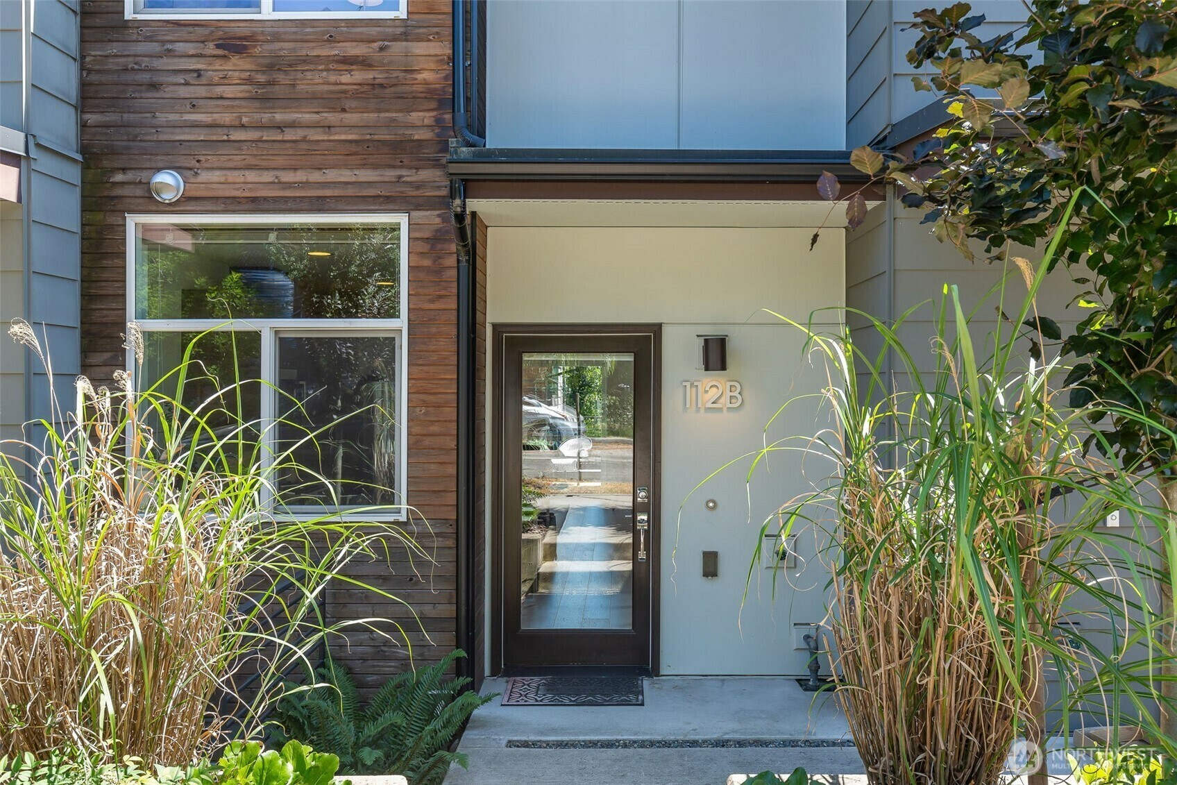 Property Photo: 112 27th Avenue E B WA 98112